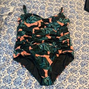 Torrid leaf print new without tags bathing suit